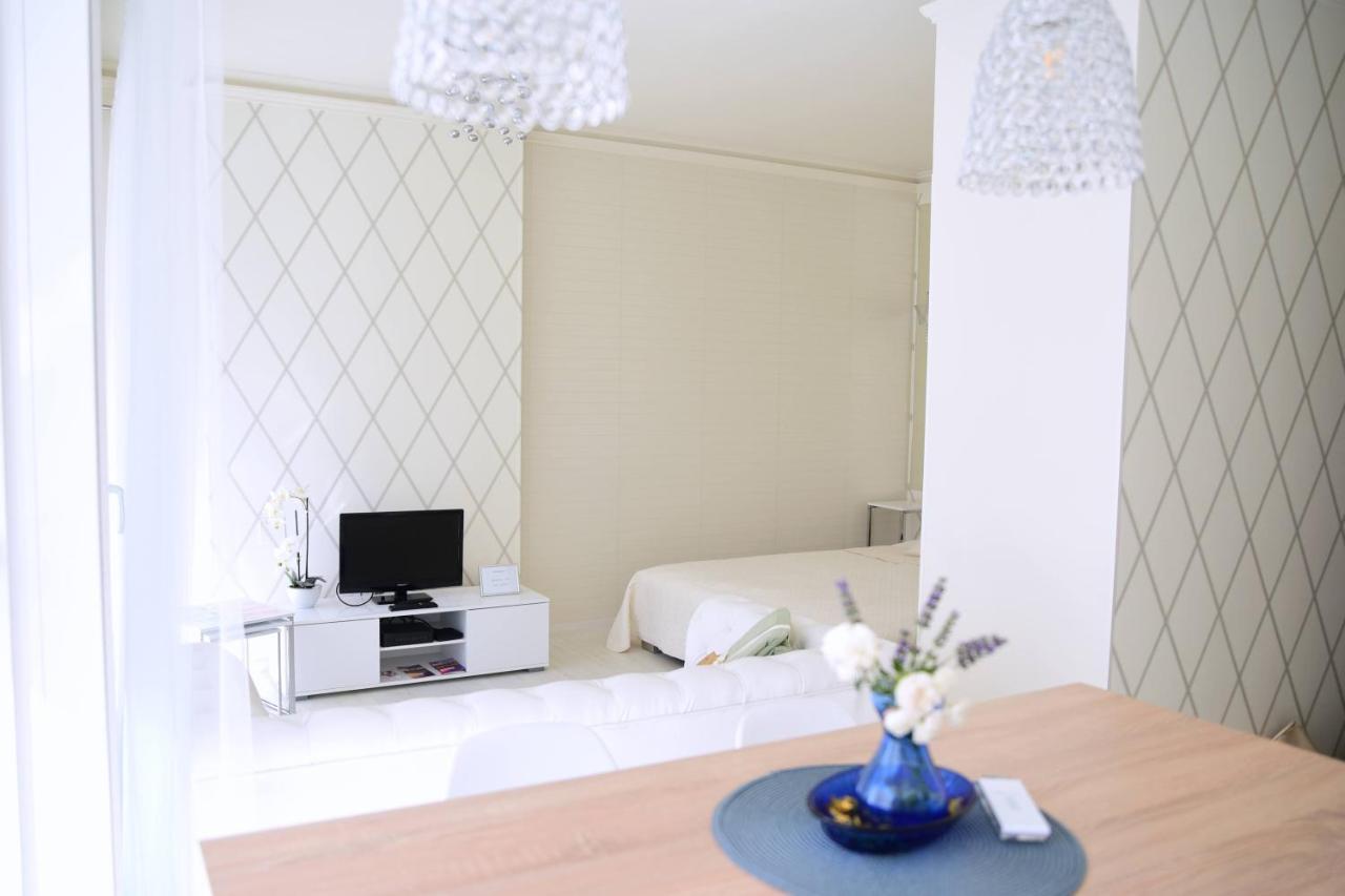 Cloe Apartman Szeged Exterior photo